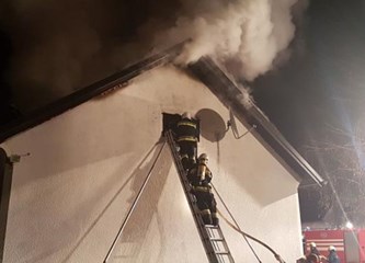 Požar u Jaski: Gorjelo krovište kuće u Bakačevoj