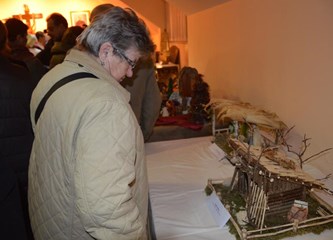 Otvorena jubilarna izložba božićnih jaslica