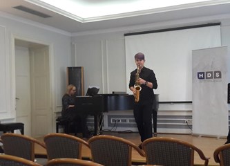 Lovro Kopač i Veronika Hodak uspješni na Međunarodnom glazbenom natjecanju