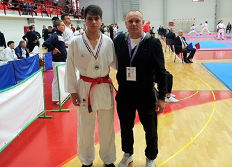 Jaskanac Karlo Volarić osvojio srebro na Prvenstvu Hrvatske u borbama za kadete i juniore