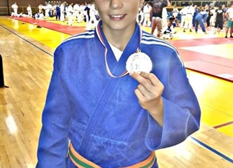 Nika Markulin: Zlatne medalje na Kupu Jadrana u Splitu