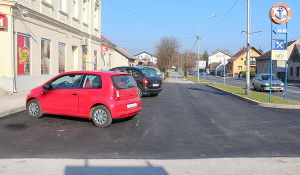 parking asfalt.jpg