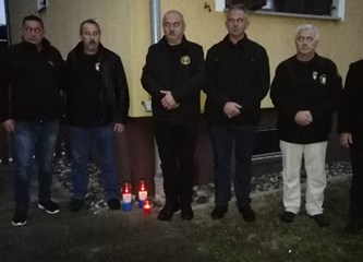 FOTO: Žumberački branitelji posjetili Vukovar