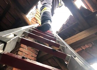 Ponos Jaske: Naši vatrogasci i dalje nesebično pomažu na petrinjskom području