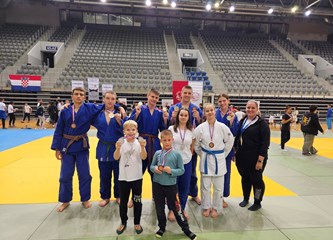 Na Međunarodnom memorijalu Josipa Potneka u Osijeku predstavnici Judo kluba Jaska osvojili 11 medalja