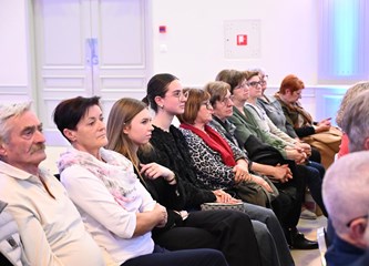 Svečana sjednica platforme „Sve se može”: Predstavljeni kandidati za nadolazeće lokalne izbore